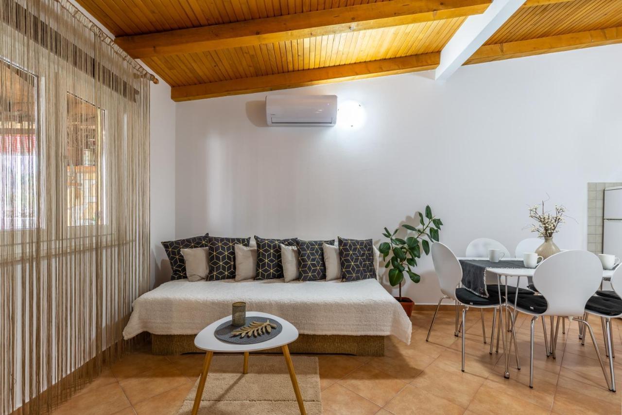 Holiday Home Bukovac Pula Buitenkant foto