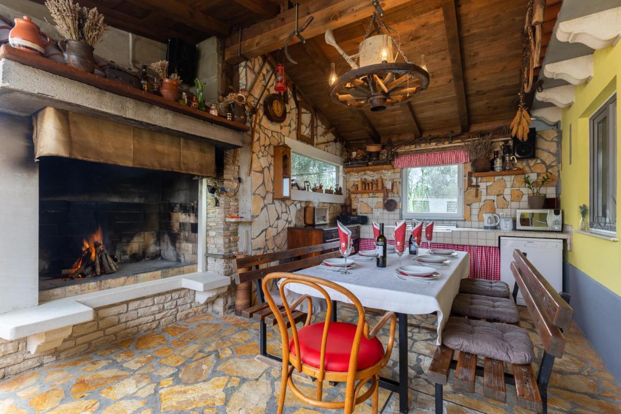 Holiday Home Bukovac Pula Buitenkant foto